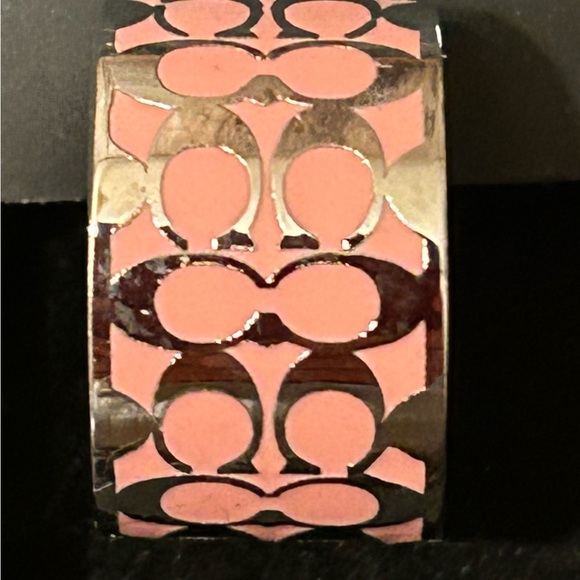 COACH NEW pink pierced hoop earrings - Picture 2 of 3